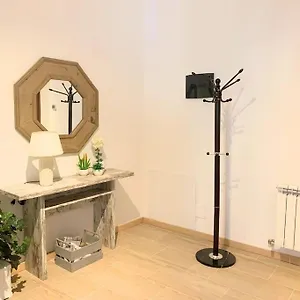Ginevra's House Apartment